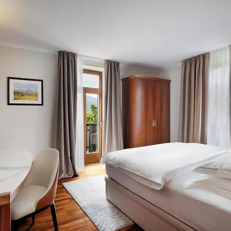 Hotel Lovec 4*